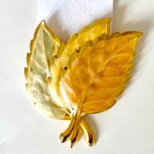 Vintage 3 Leaf Enamel Autumn Colored brooch Pin